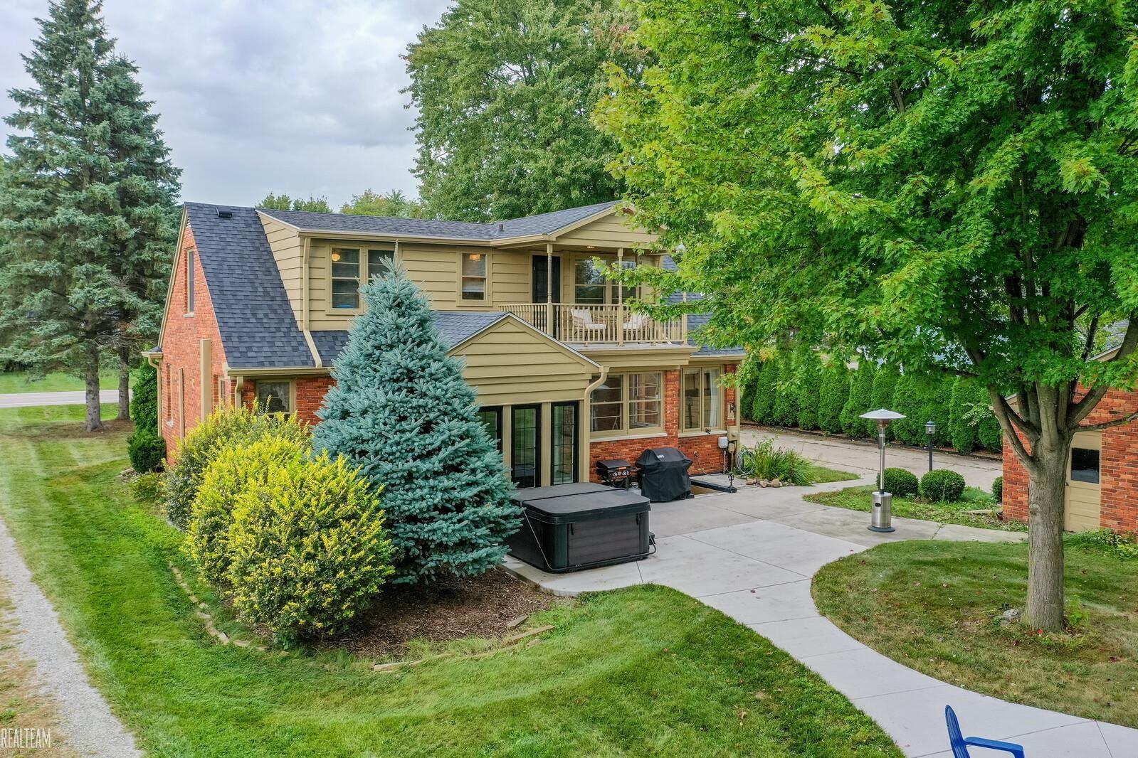 4113 Yankee Road St. Clair, MI 48079 - Photo 7 of 45 50189655-378ac4b5-ceaf-4e16-ab61-89922a3cd00a.JPG