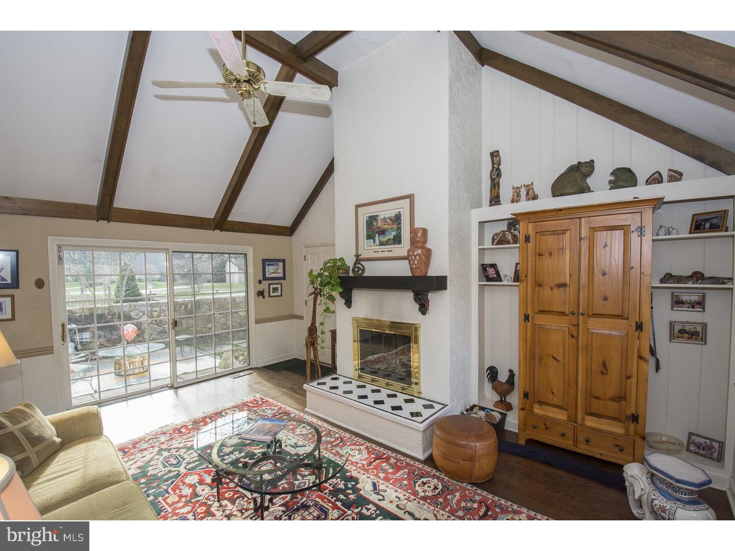 417 Waynesbrooke Road Berwyn, PA 19312 - Photo 4 of 22 Family Room