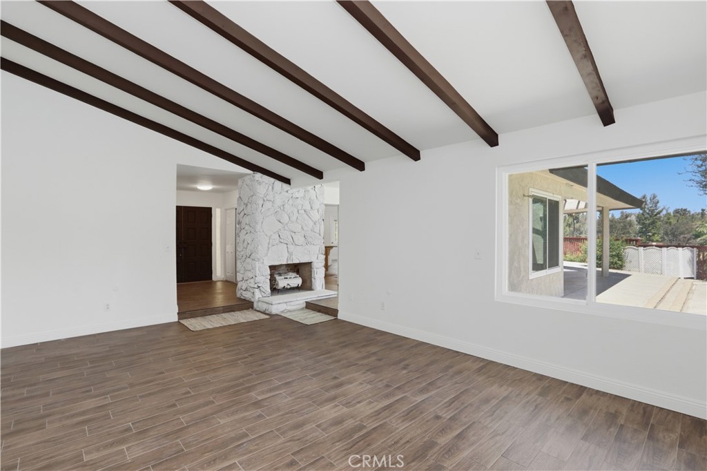 700 Vía Concepcion Riverside, CA 92506 - Photo 11 of 47