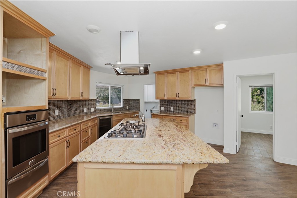 700 Vía Concepcion Riverside, CA 92506 - Photo 20 of 47