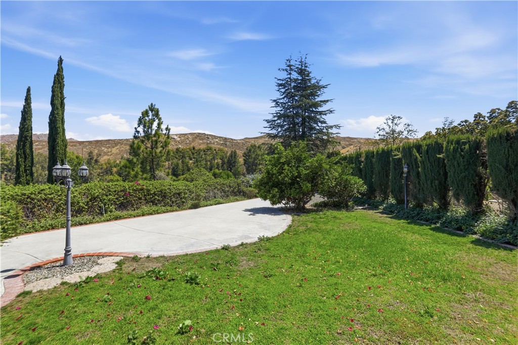 700 Vía Concepcion Riverside, CA 92506 - Photo 46 of 47