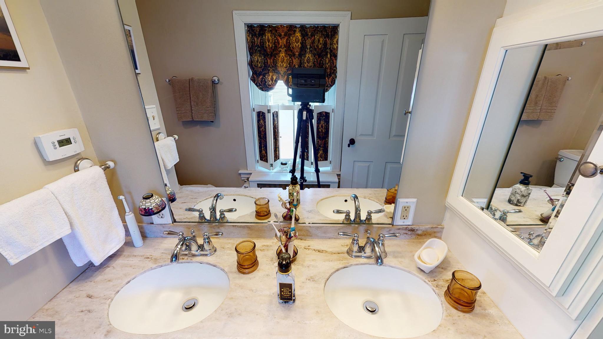 402 East Reliance Road Souderton, PA 18964 - Photo 24 of 77 Double sinks in the upstairs bath!