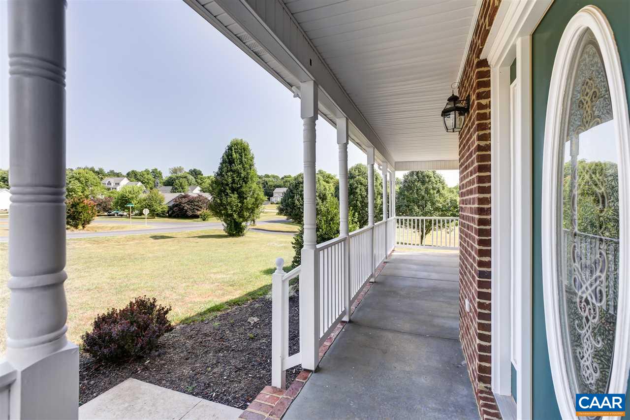 24 Sir Robin Road Waynesboro, VA 22980 - Photo 2 of 17 a view of a floor to ceiling window and wooden floor