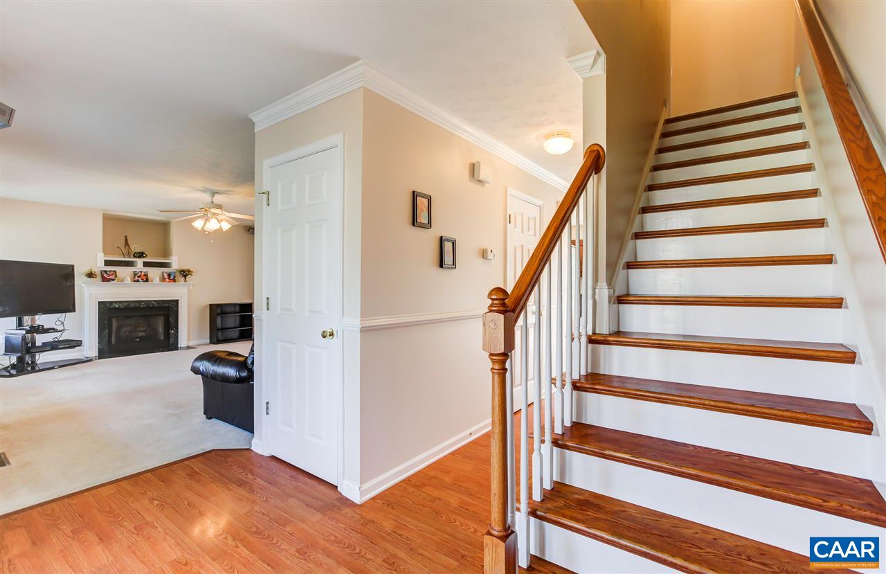 24 Sir Robin Road Waynesboro, VA 22980 - Photo 4 of 17 a view of entryway and hall with wooden floor