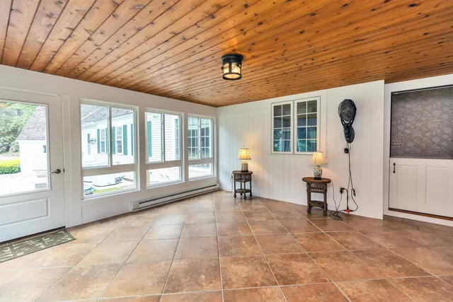 $1,600,000 | 16 Storybrook Lane, Amherst, NH 03031