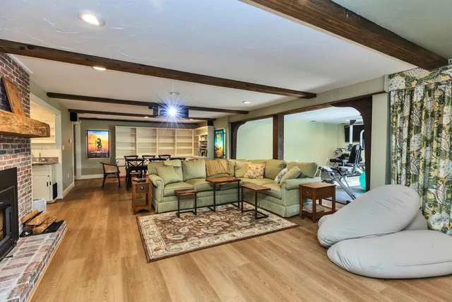 $1,600,000 | 16 Storybrook Lane, Amherst, NH 03031