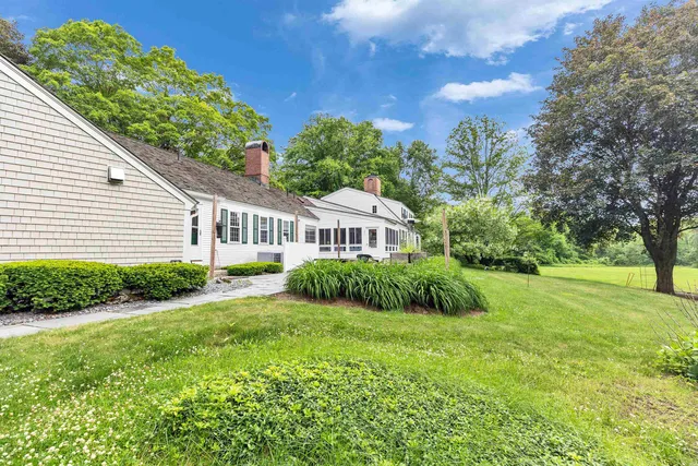$1,600,000 | 16 Storybrook Lane, Amherst, NH 03031