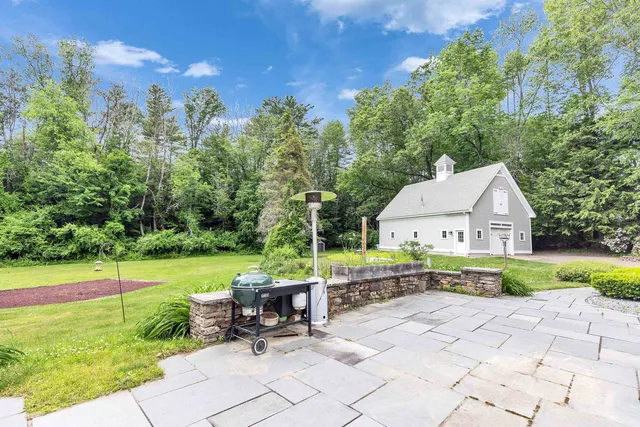 $1,600,000 | 16 Storybrook Lane, Amherst, NH 03031