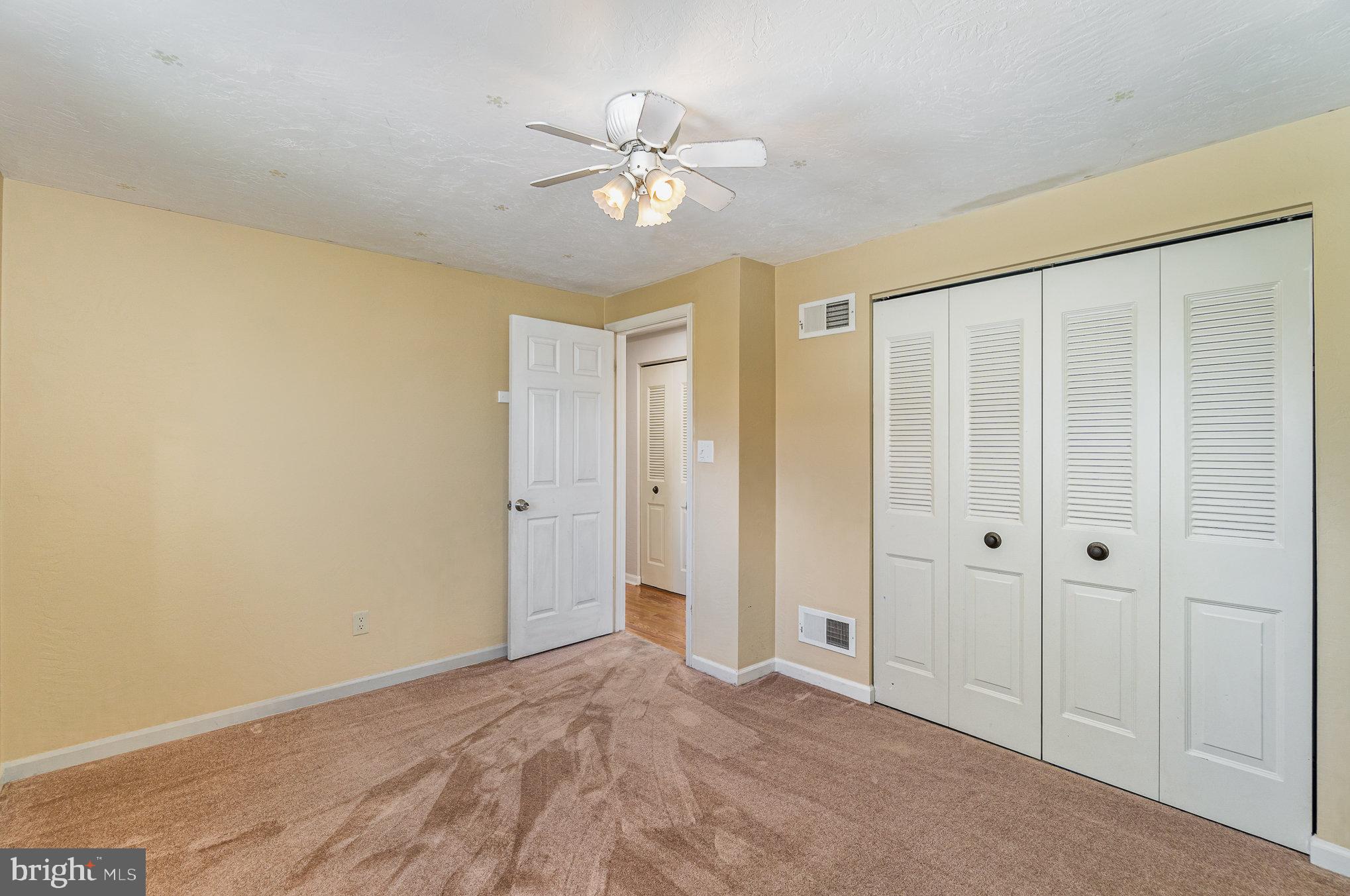 2333 Heather Road York, PA 17408 - Photo 14 of 28 Upstairs Bedroom 2