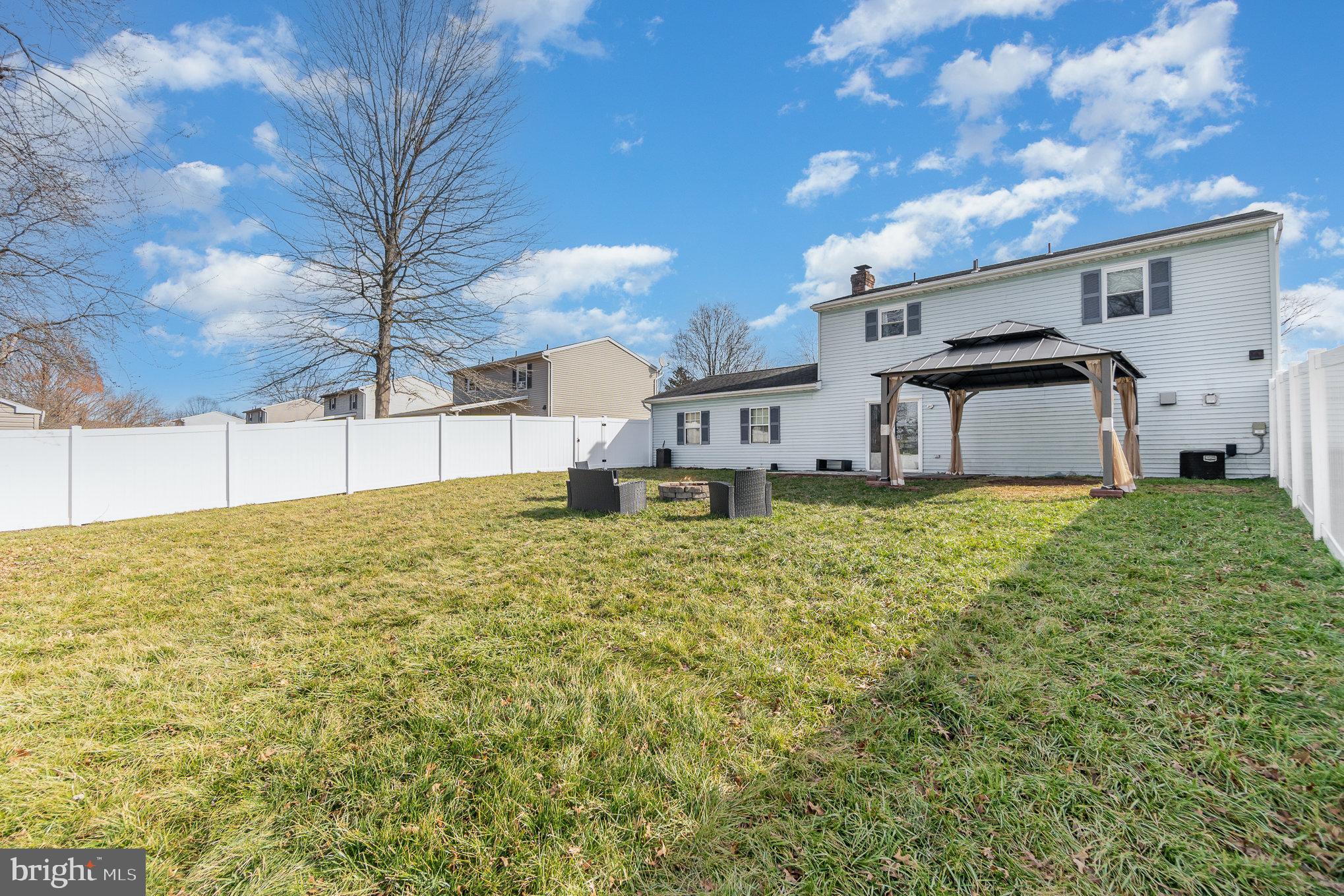 2333 Heather Road York, PA 17408 - Photo 25 of 28 Gallery Image 25