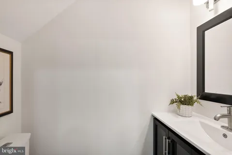 $860,000 | 1242 Michigan Court, Alexandria, VA 22314