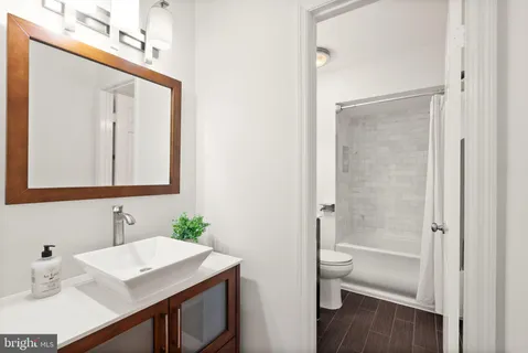 $860,000 | 1242 Michigan Court, Alexandria, VA 22314