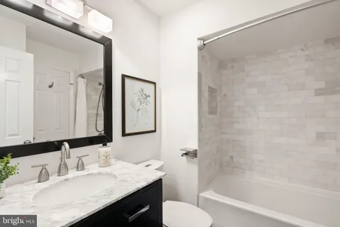 $860,000 | 1242 Michigan Court, Alexandria, VA 22314
