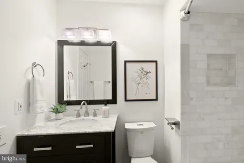 $860,000 | 1242 Michigan Court, Alexandria, VA 22314