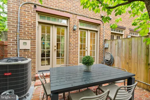 $860,000 | 1242 Michigan Court, Alexandria, VA 22314