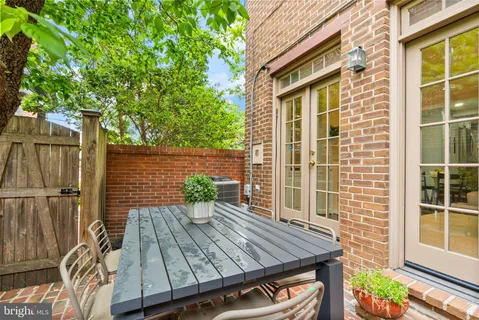$860,000 | 1242 Michigan Court, Alexandria, VA 22314
