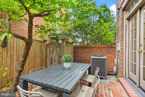 $860,000 | 1242 Michigan Court, Alexandria, VA 22314