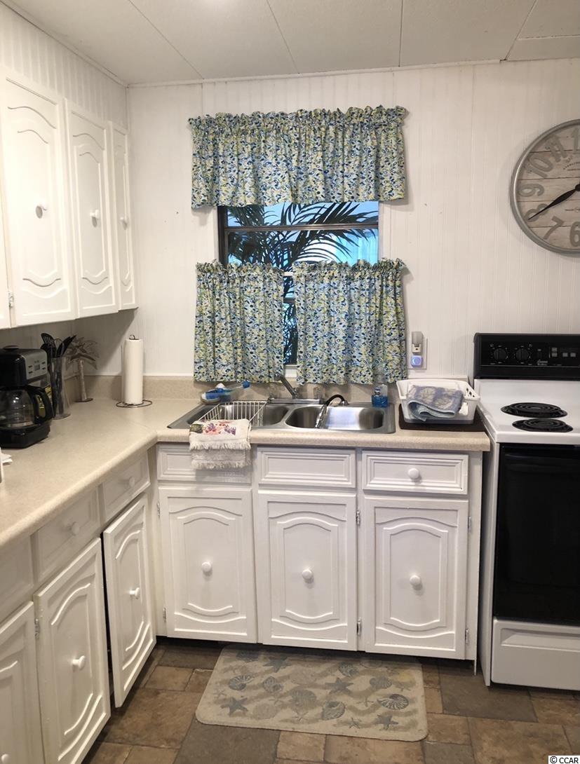 607 Live Oak Drive Murrells Inlet, SC 29576 - Photo 7 of 23