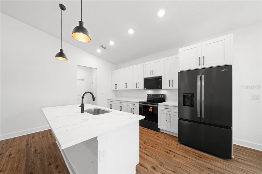 16213 Penn State Road Weeki Wachee, FL 34614 - Photo 28 of 63