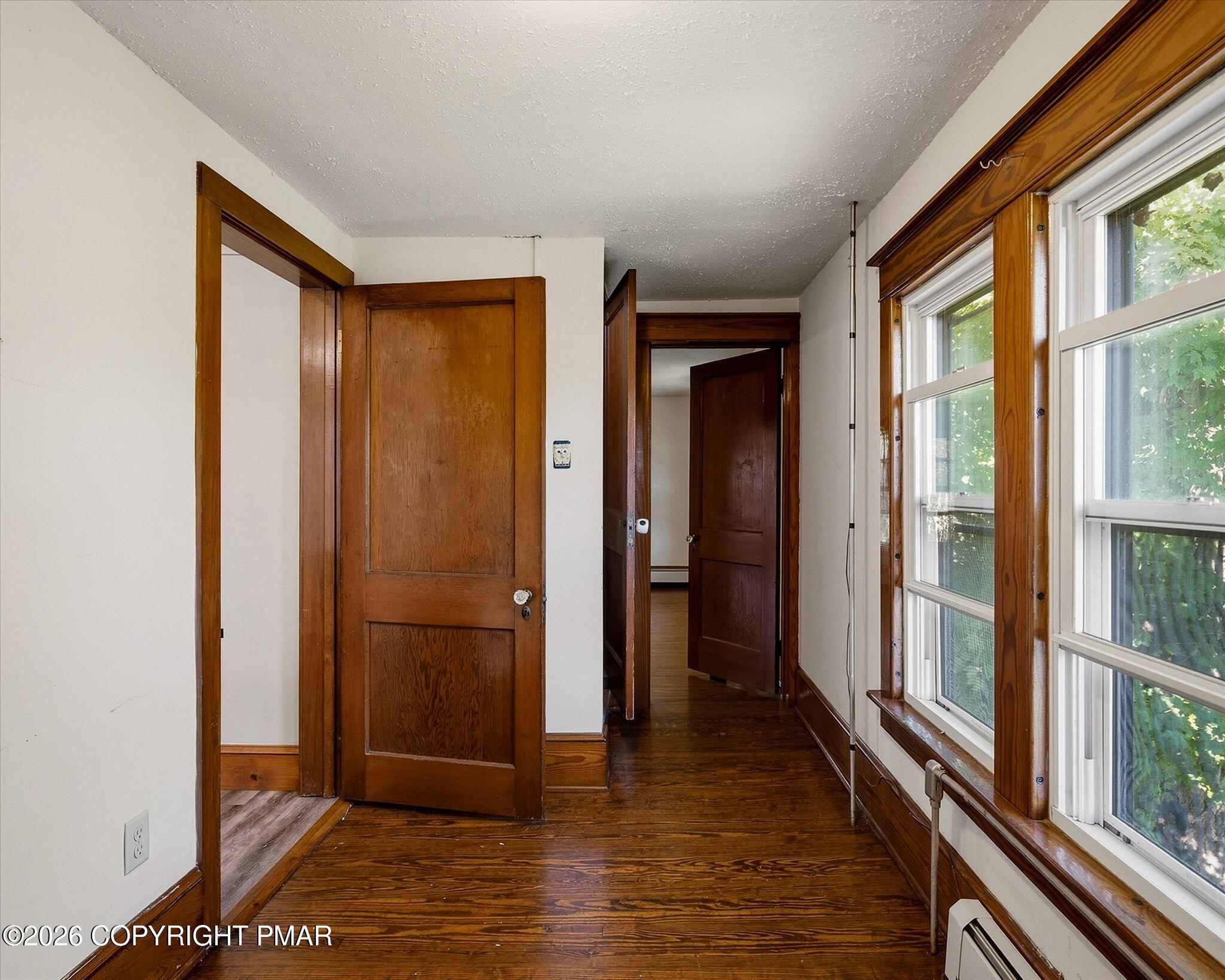 116 Corner Road Gilbert, PA 18331 - Photo 38 of 53 37-HomeView_Media-116_Corner_Rd