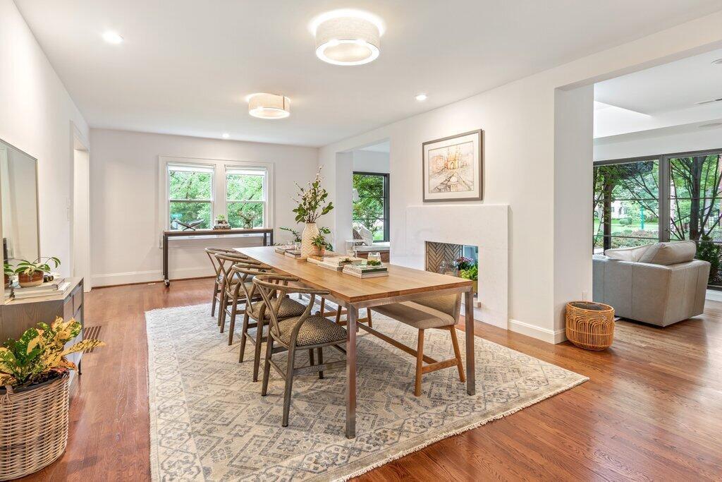 2274 Yorkshire Road Columbus, OH 43221 - Photo 17 of 59 2274 Yorkshire Road-18.jpg-SMALL