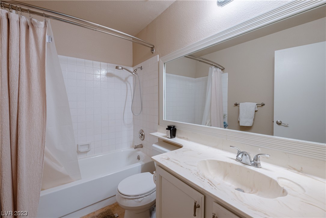 6633 West Beacon Road Las Vegas, NV 89108 - Photo 13 of 26 Gallery Image 13