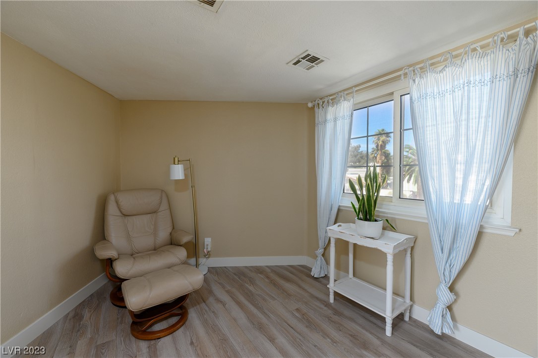 6633 West Beacon Road Las Vegas, NV 89108 - Photo 9 of 26 Gallery Image 9