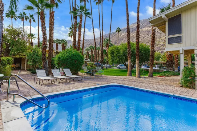 $569,000 | 290 San Jacinto Drive, Unit 8, Palm Springs, CA 92262