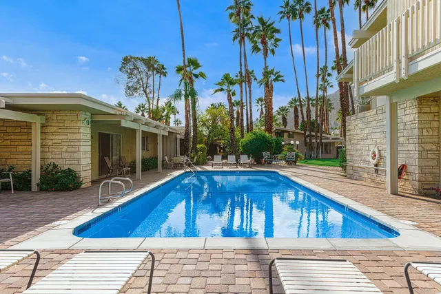 $569,000 | 290 San Jacinto Drive, Unit 8, Palm Springs, CA 92262