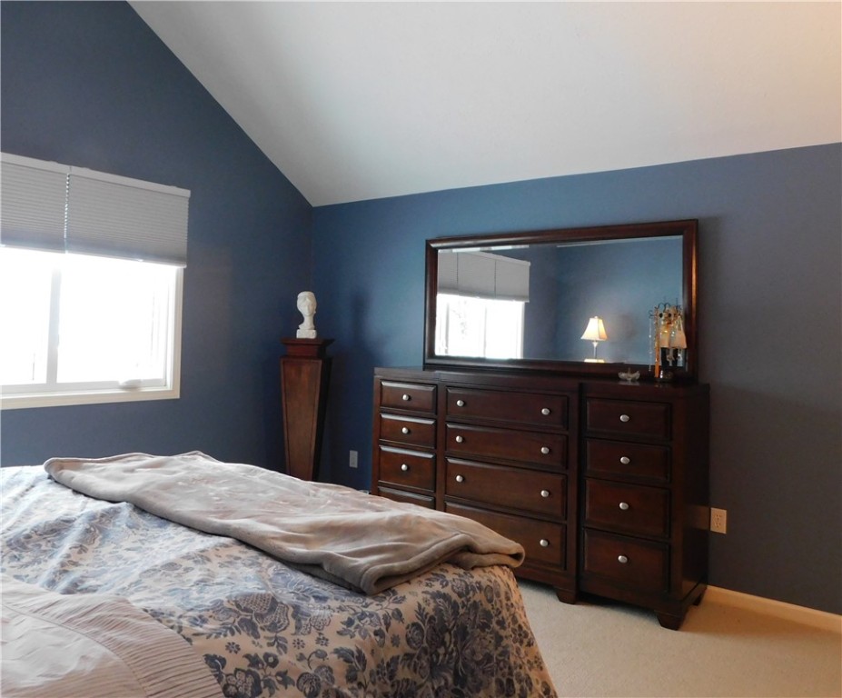 333 Reef Point Circle Webster, NY 14580 - Photo 7 of 49