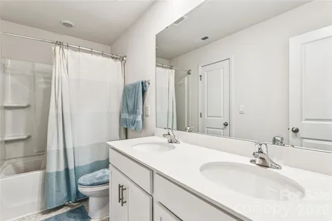 $389,900 | 162 Giant Oak Avenue, Statesville, NC 28677