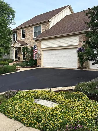 $664,900 | 823 Columbia Circle, North Aurora, IL 60542