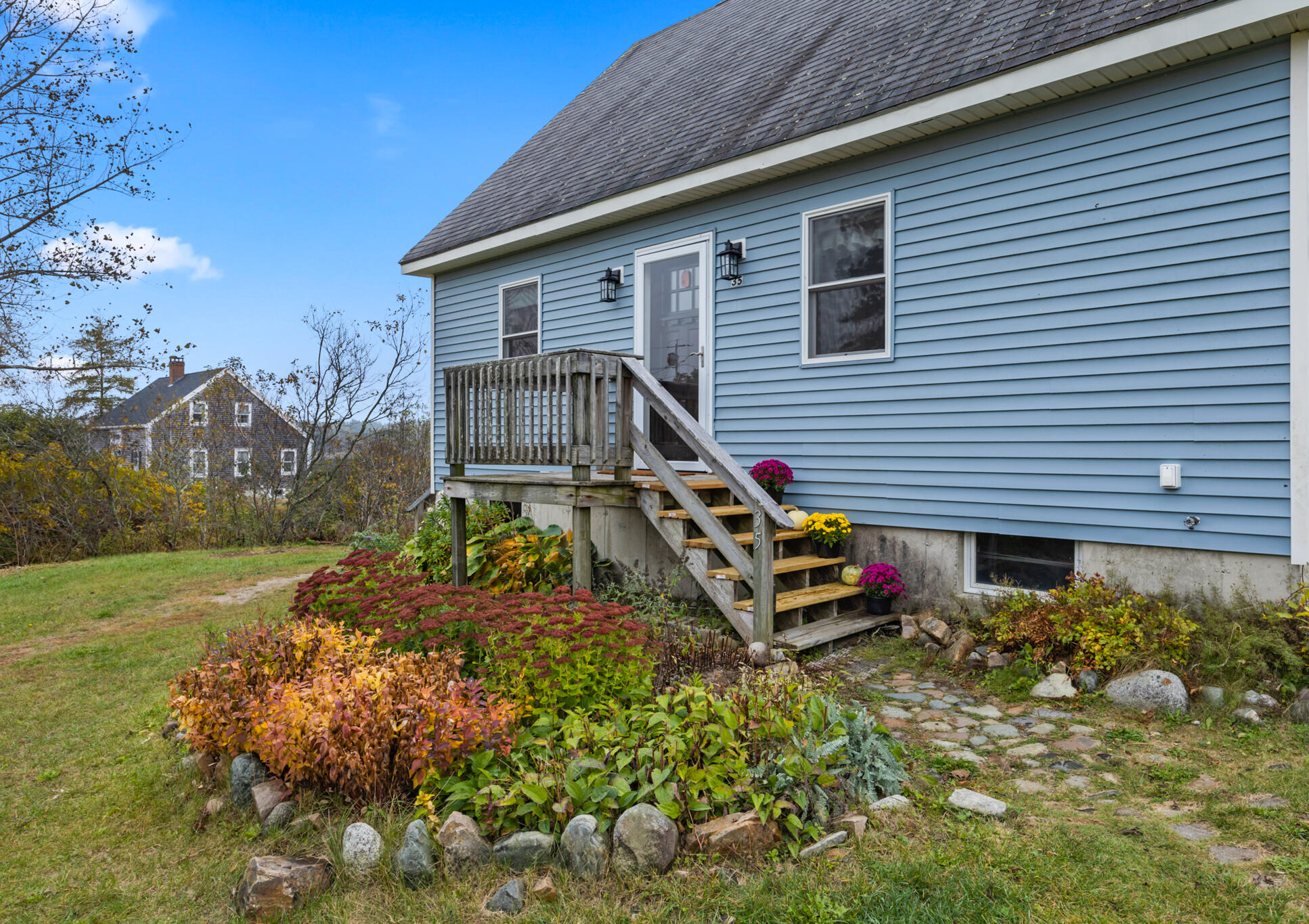 35 Crockett Point Road Bernard, ME 04612 - Photo 2 of 41 CINDI-37