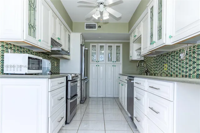 $4,200 | 3500 Mystic Pointe Drive, Unit 3506, Aventura, FL 33180