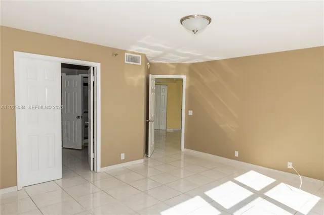 $4,200 | 3500 Mystic Pointe Drive, Unit 3506, Aventura, FL 33180