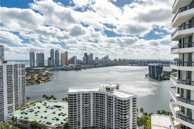 $4,200 | 3500 Mystic Pointe Drive, Unit 3506, Aventura, FL 33180