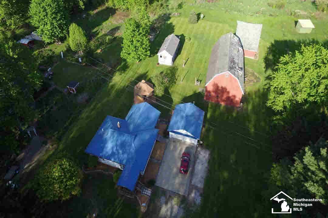2189 Wells Road Dundee, MI 48131 - Photo 3 of 40