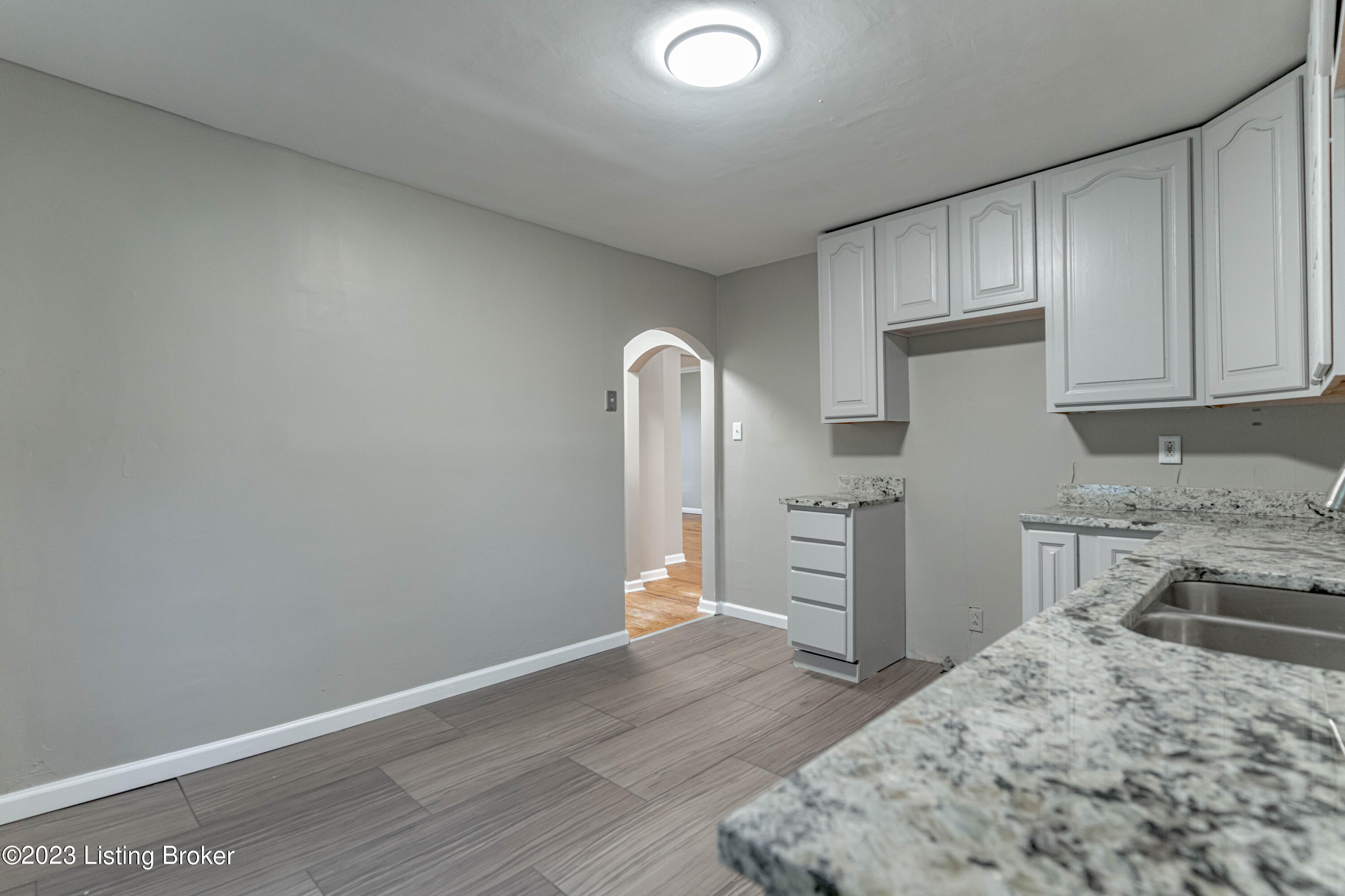 6002 Pendleton Road Louisville, KY 40272 - Photo 21 of 66 DSC02154