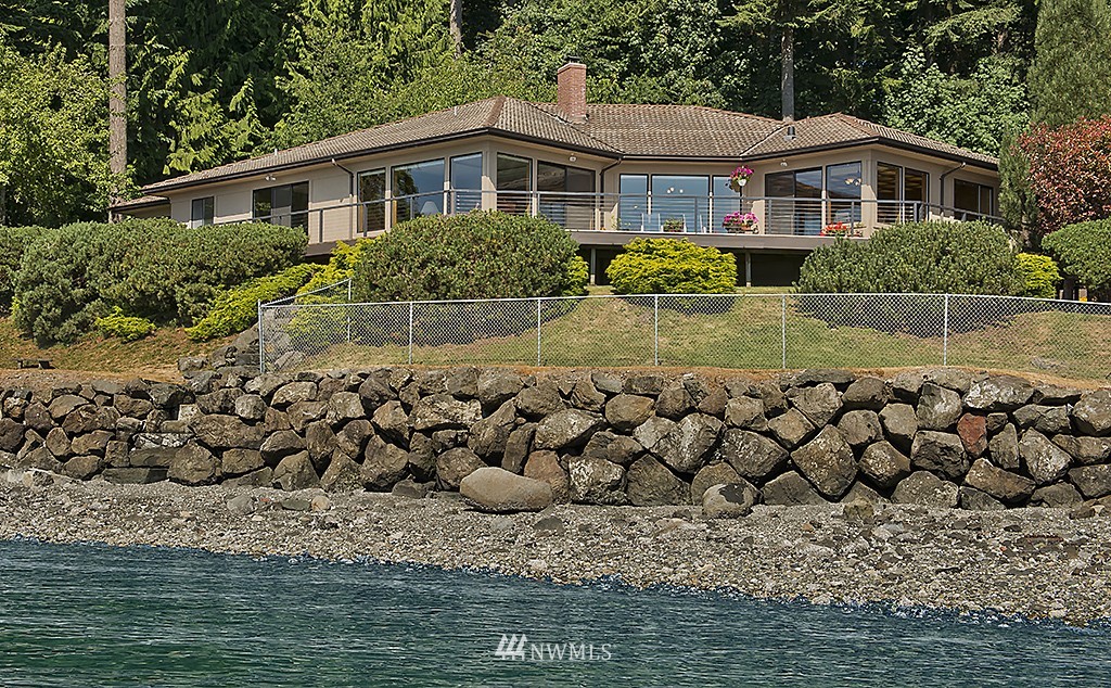 15898 Sandy Hook Road Northeast Poulsbo, WA 98370 - Photo 2 of 25 Gallery Image 2