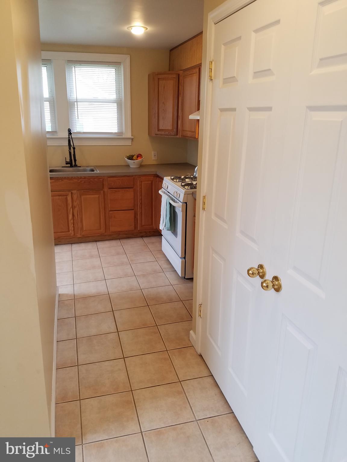 420 Ash Street Delanco, NJ 08075 - Photo 2 of 34