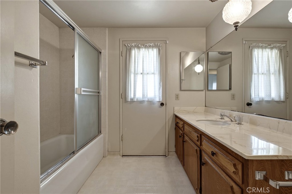1716 Greenbriar Road Glendale, CA 91207 - Photo 24 of 31