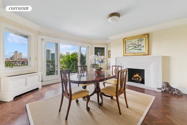 $2,695,000 | 25 Beekman Place, Unit 4 | Midtown East