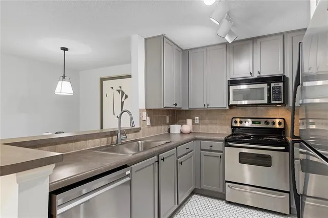 $275,000 | 3650 Ashford Dunwoody Road Northeast, Unit 217, Atlanta, GA 30319