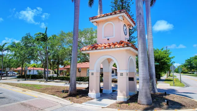 $495,000 | 701 Park Avenue, Lake Park, FL 33403