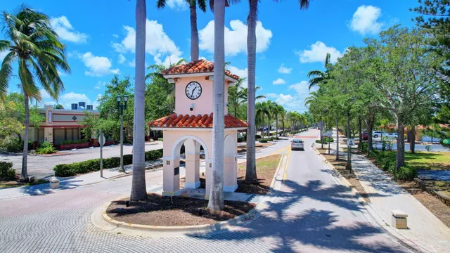 $495,000 | 701 Park Avenue, Lake Park, FL 33403