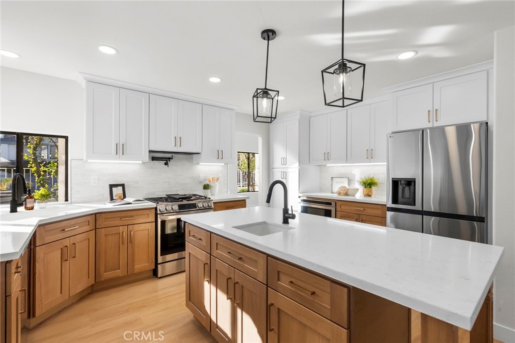 25340 Irving Lane Stevenson Ranch, CA 91381 - Photo 17 of 47