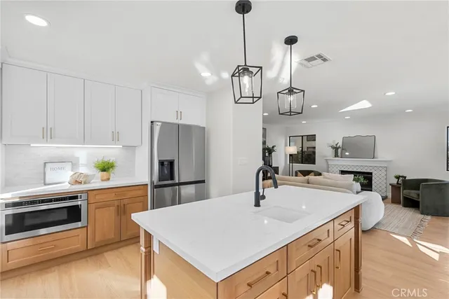 $1,150,000 | 25340 Irving Lane, Stevenson Ranch, CA 91381