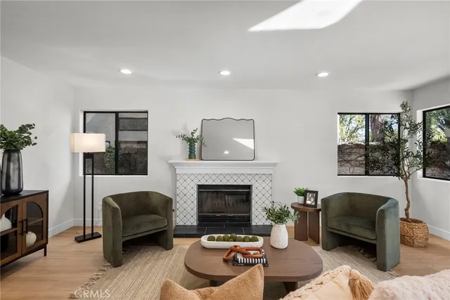 $1,150,000 | 25340 Irving Lane, Stevenson Ranch, CA 91381