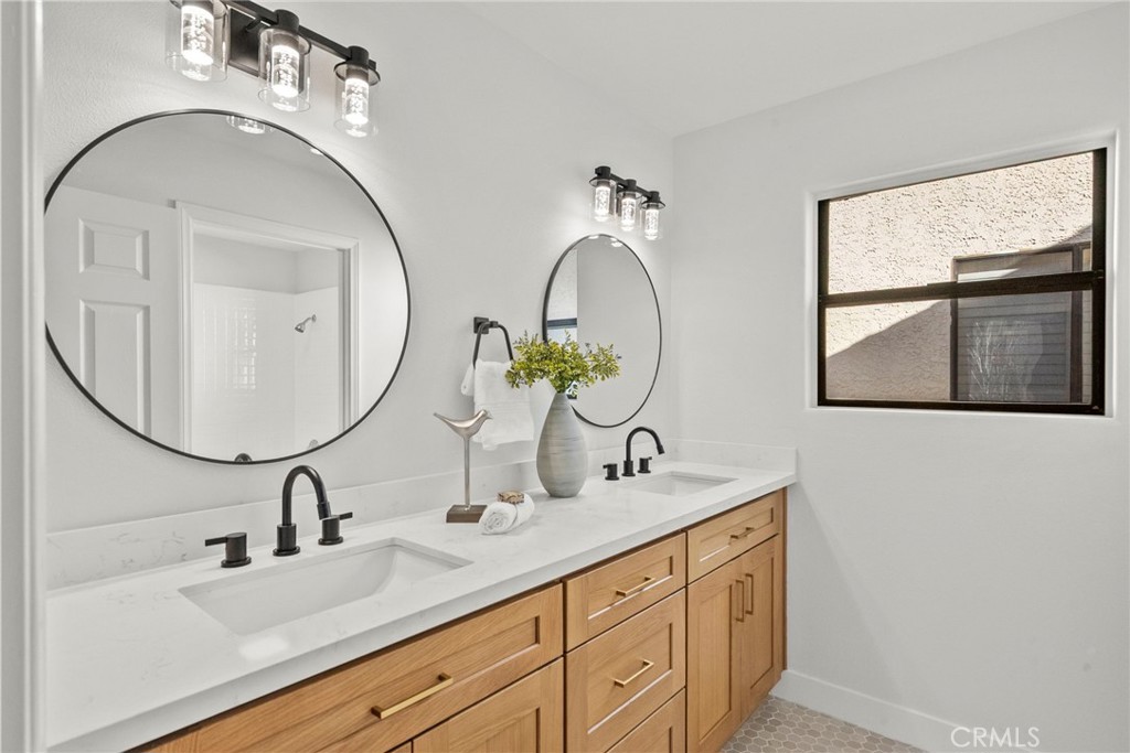 25340 Irving Lane Stevenson Ranch, CA 91381 - Photo 33 of 47