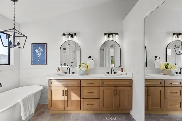 $1,150,000 | 25340 Irving Lane, Stevenson Ranch, CA 91381